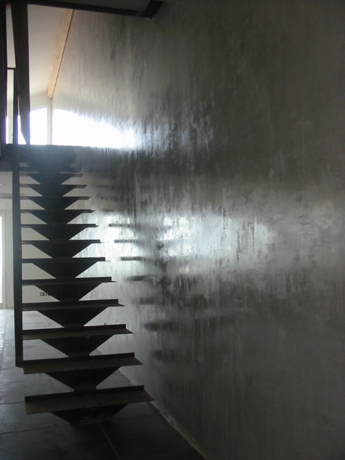 Mur de chaux vernis